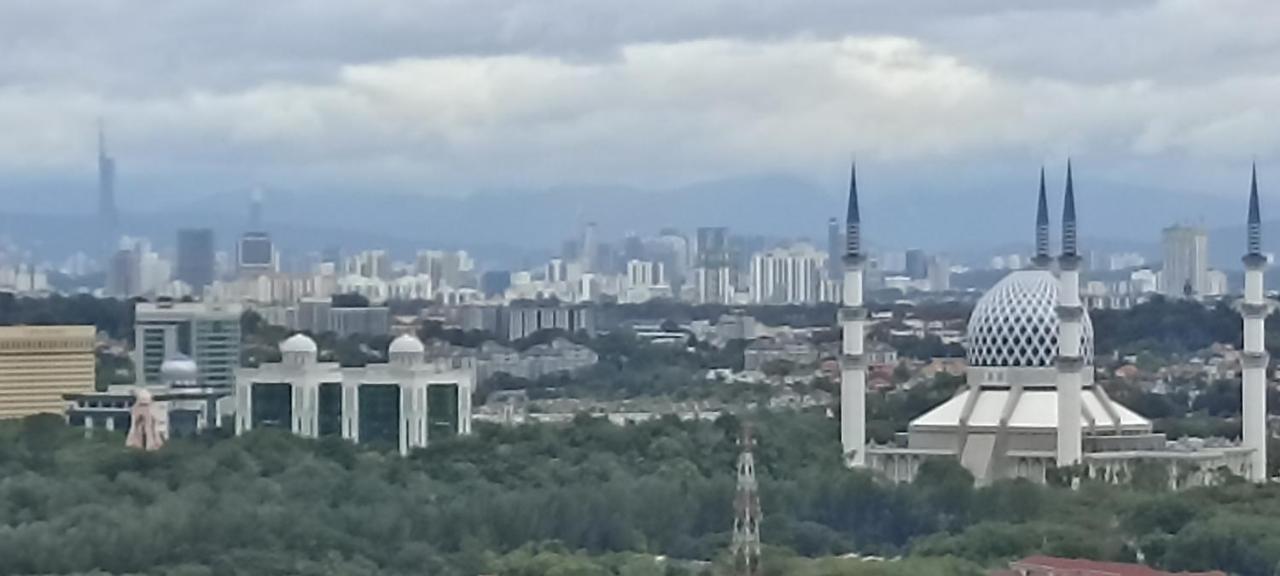 Homestay Shah Alam - Near I-Cty Экстерьер фото